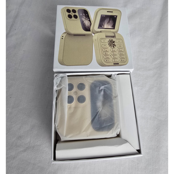 i17 Mini Palm Flip Mobile Phone 2G Dual SIM Standby Speed Dial FM Radio Voice - Picture 11 of 16